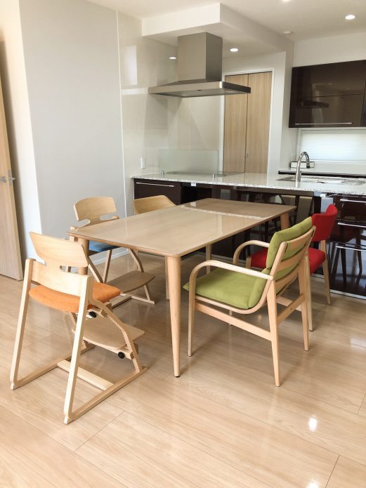 日本ベッドとダイニングチェア｜カンディハ...