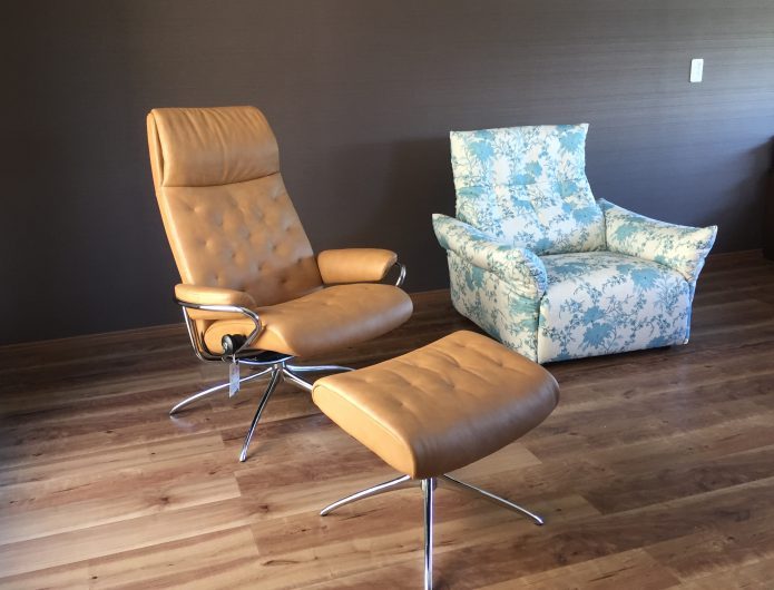 ストレスレス®?メトロとリストン