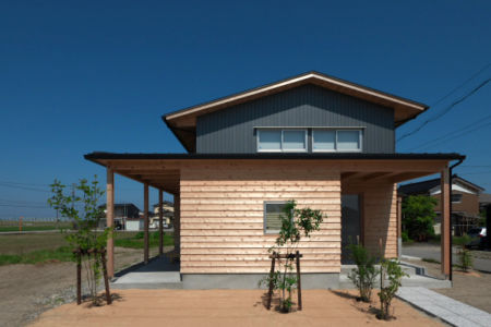 雨端のある家 水野建築研究所