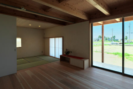 雨端のある家 水野建築研究所