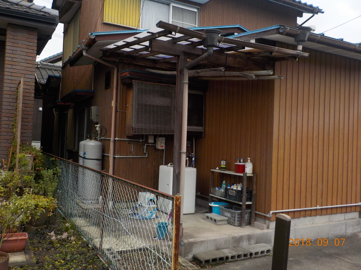 ベランダデッキ材張替工事｜外構リフォーム...