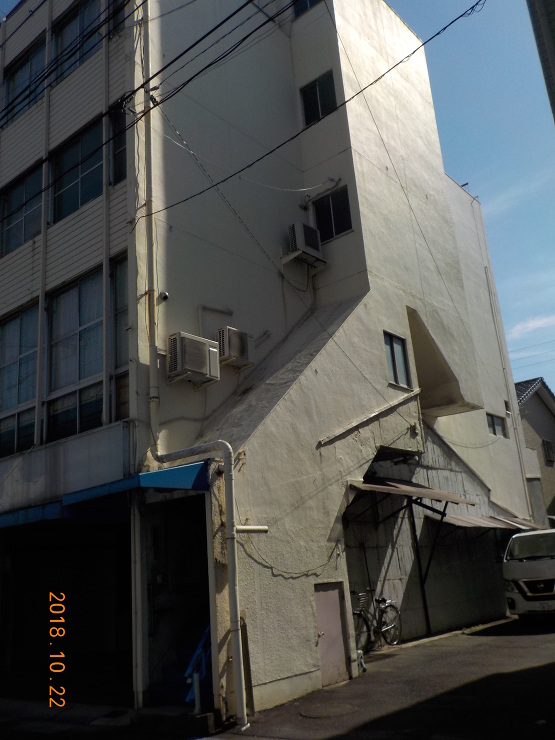 階段・踊り場・玄関靴脱ぎ床　追加工事｜内...