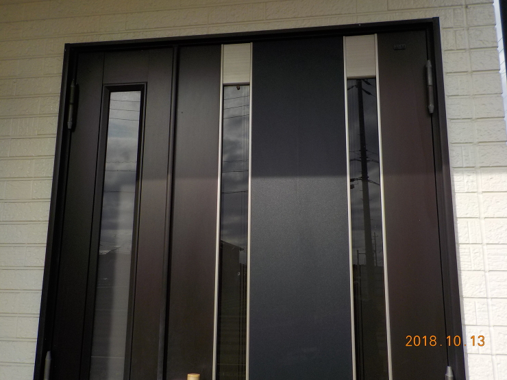 玄関ドア取替、その他工事｜外壁リフォーム...