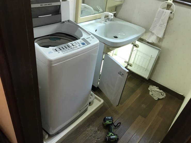 岐阜市加納天神町　T様邸　洗面室床工事｜...