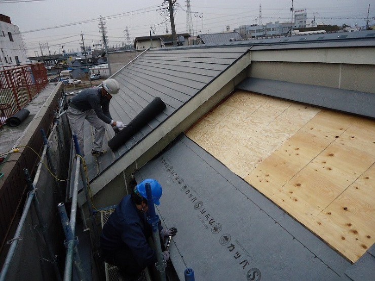 屋根トップライト工事、外壁塗装工事｜屋根...
