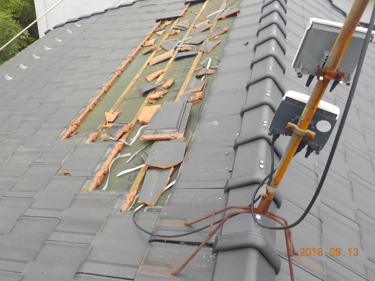 台風被害復旧工事｜屋根リフォーム｜岐阜県...