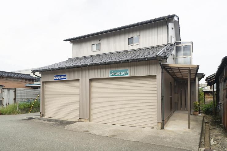 リノベーション│車庫をシンプルに暮らせる...