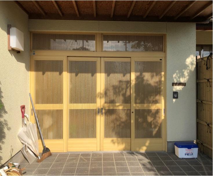 玄関ドアリフォーム│雰囲気を残した新たな...