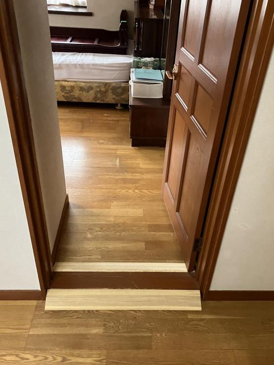 【富山市】トイレ・洋室・玄関の内装リフォーム