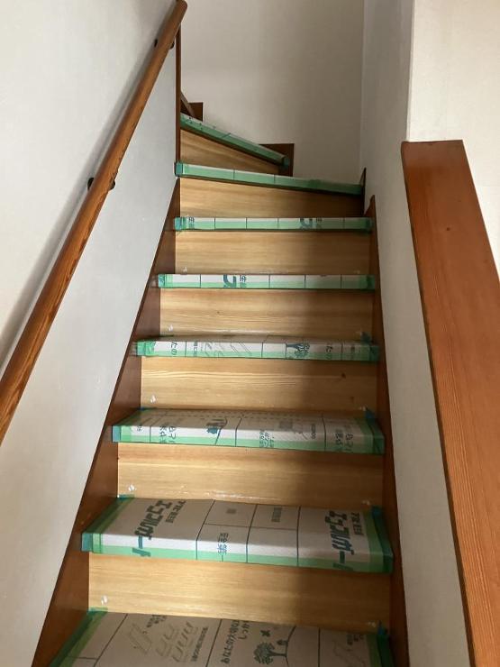 【富山市】トイレ・洋室・玄関の内装リフォーム