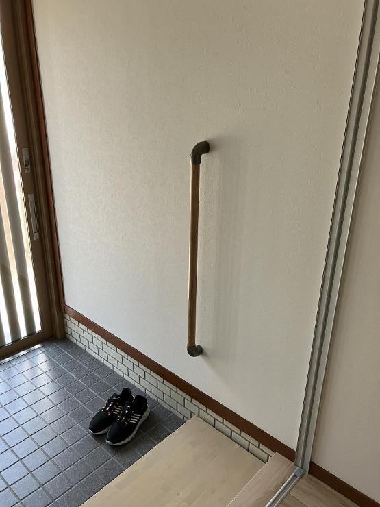 【富山市】トイレ・洋室・玄関の内装リフォーム