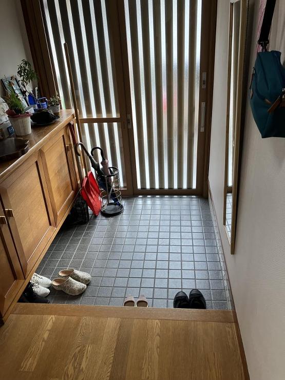 トイレ・洋室・玄関の内装リフォーム/内装...