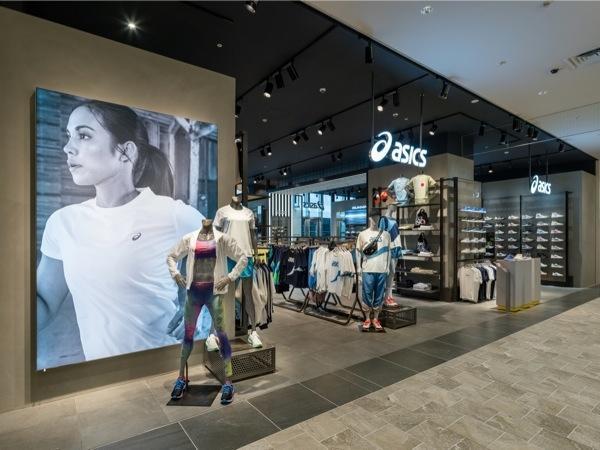 ASICS 東京 有明ガーデン