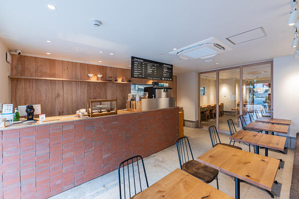 Working cafe halo