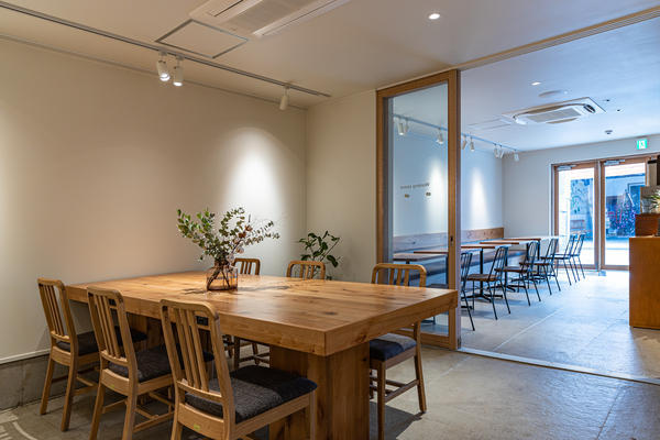 Working cafe halo