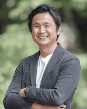 石川 真伍