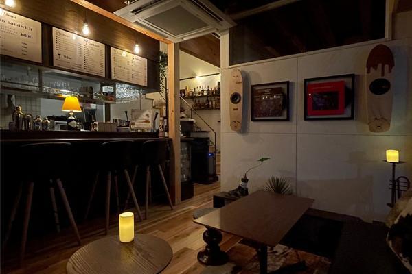 THE NYC BOX / THE FRAPPER カフェバーの内装・外観画像