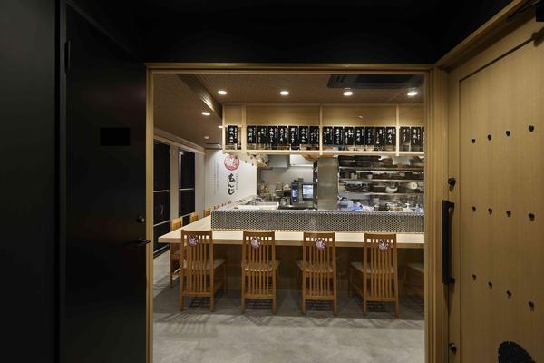 あんじ 烏丸六角店