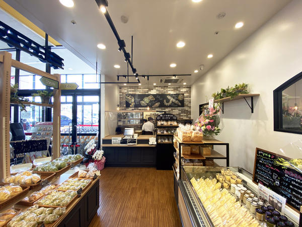 優しいかおりのパン家さん日進店