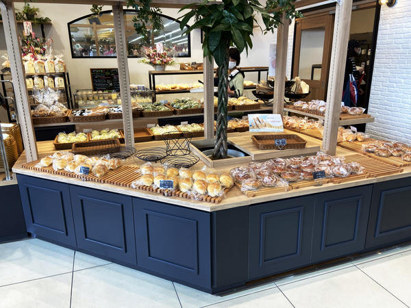 優しいかおりのパン家さん日進店