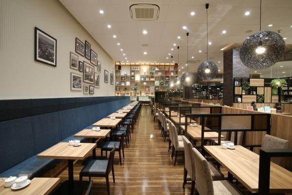 啓文社 BOOKS PLUS 緑町　本と出会える珈琲店 BOOK MEETS COFFEE