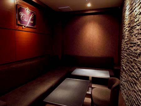 Club F