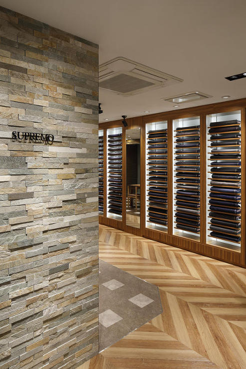 スプレーモ　新宿店