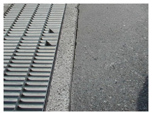 側溝周辺の段差・水たまり改善補修