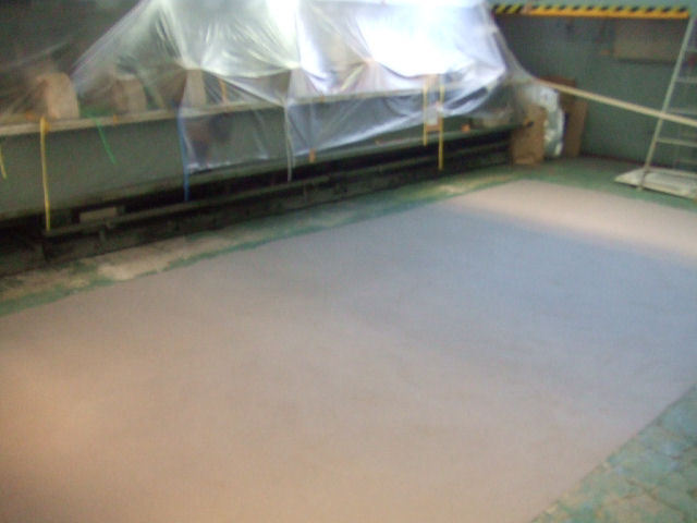 コンクリート床を直す工事