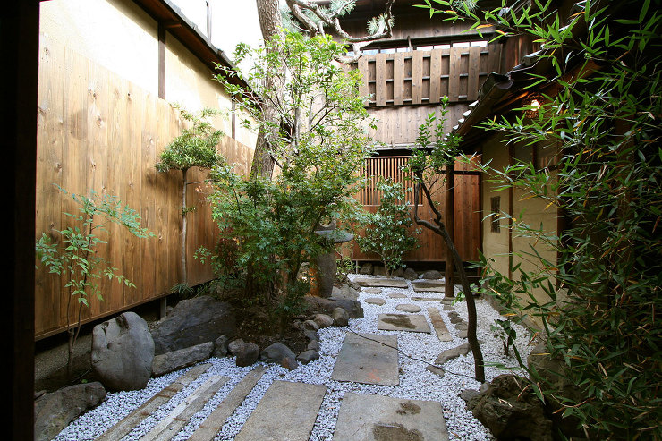 works＜上京区西陣 レ・トワメゾン(les trois maisons)＞写真