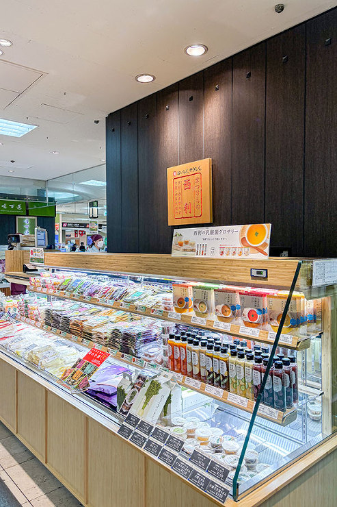Works＜京つけもの西利 京都高島屋店＞写真