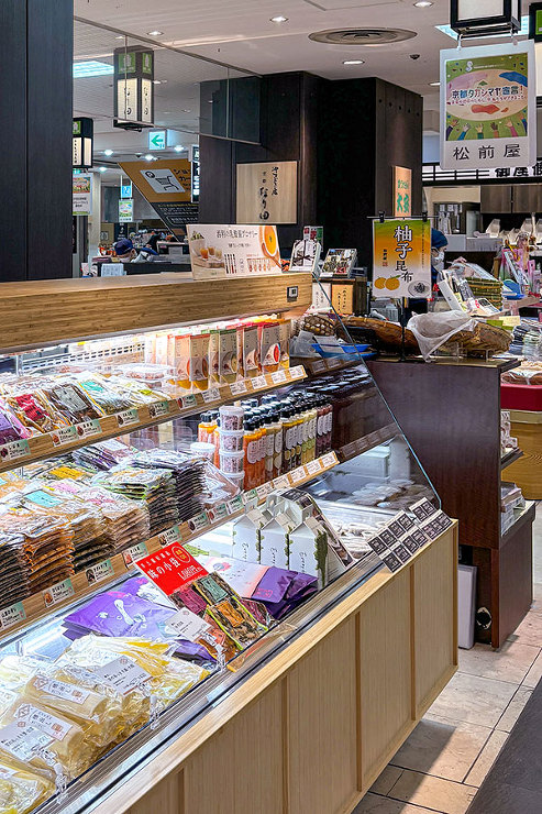 Works＜京つけもの西利 京都高島屋店＞写真