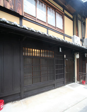 丸太町　TDHOUSE