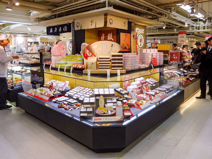 鼓月　阪神梅田店