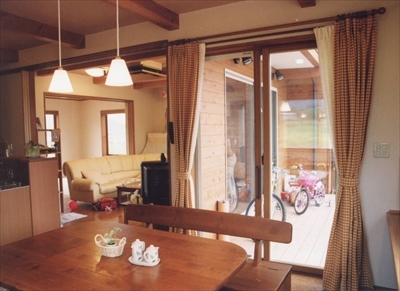 ダイニングテーブル