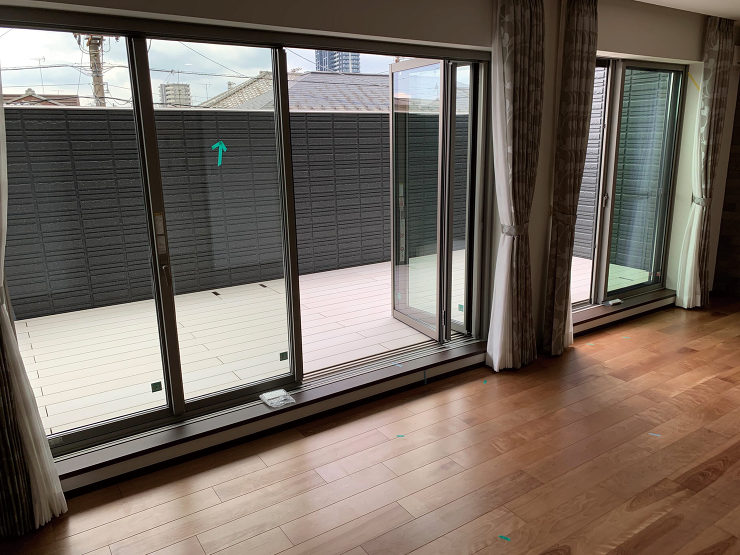 【ルーフ・バルコニー】