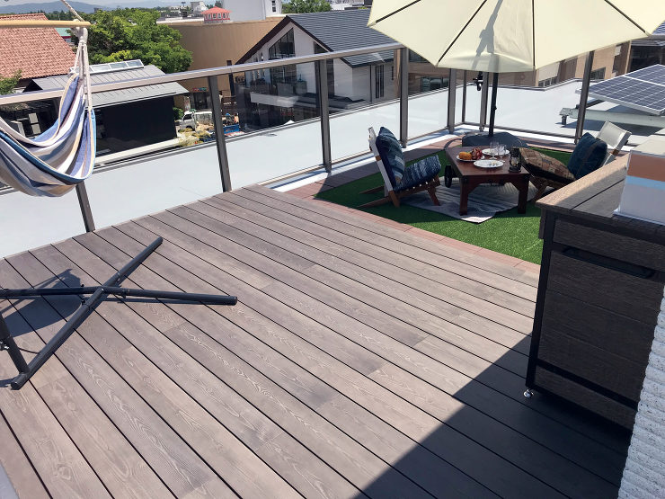 【屋上・玄関前】