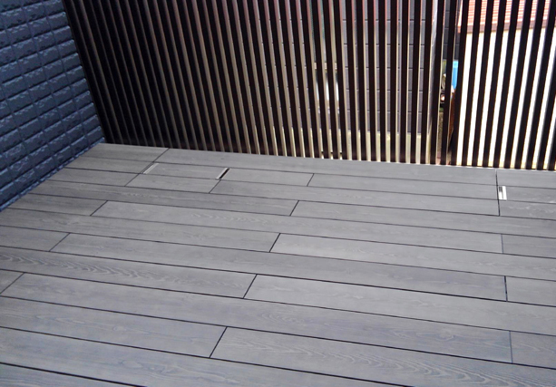 ウッドデッキ・彩木ルーフバルコニーデッキの施工例354 ARL