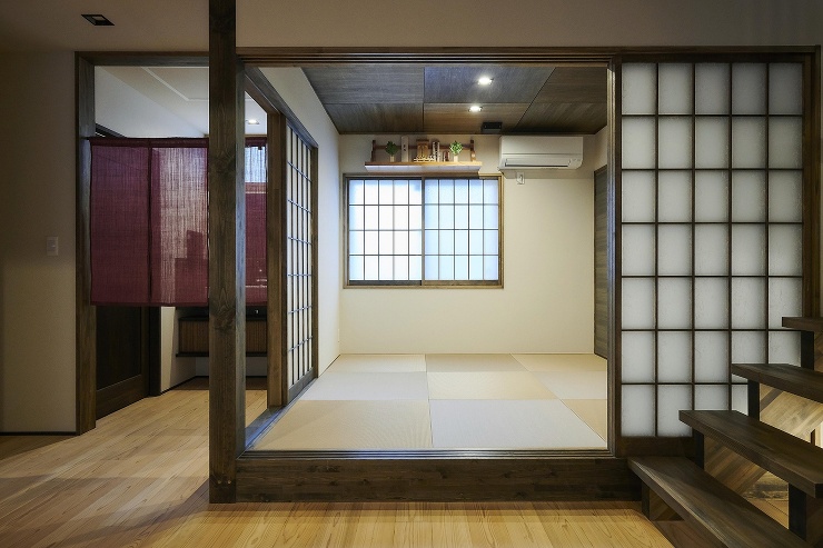 神棚のある和室の画像