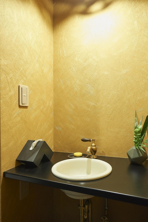 高級感あふれる造作洗面の画像