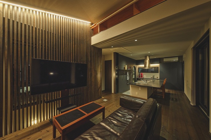 格子が奏でるレトロモダンの画像