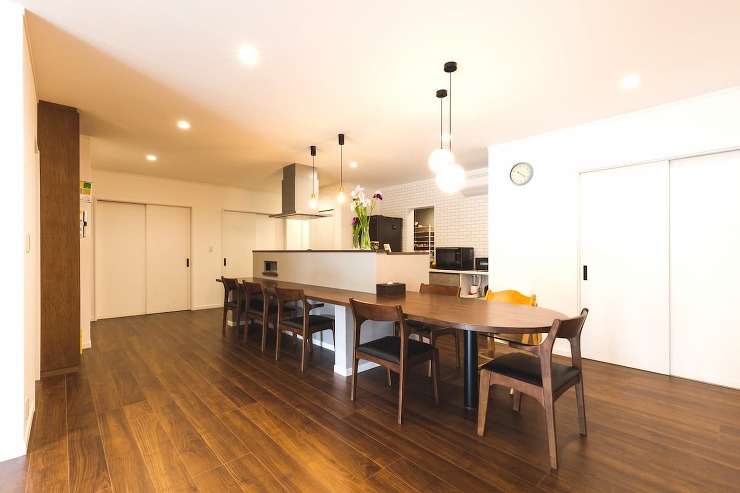 安心と心地よい距離感を意識した二世帯住宅...