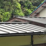 色褪せやサビが出てきた金属製屋根の張り替えリフォーム