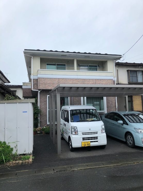 【北上市】屋根・外壁塗装工事が近所迷惑にならないか心配していましたが、近隣挨拶の配慮までも素晴らしい対応でした。
