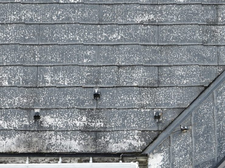 【奥州市】仕上がりのイメージをカラーシミュレーションできたから、屋根の色にもマッチしたツートンカラーで外壁塗装を依頼できました。