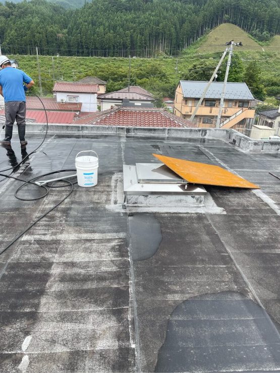 【釜石市】ヒーローマンションの屋上防水工事をお願いしました。前回別の棟でお世話になり、今回もお願いすることにしました。