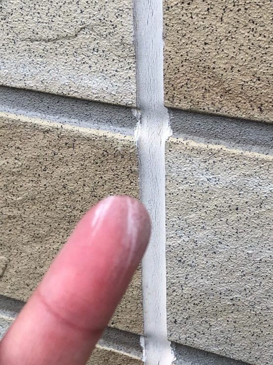 【奥州市】雪害で雨樋が壊れ、足場をかけるならば屋根・外壁塗装も一緒にやろうと思いお願いすることに決めました！