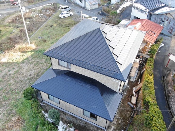 【奥州市】雪害で雨樋が壊れ、足場をかけるならば屋根・外壁塗装も一緒にやろうと思いお願いすることに決めました！