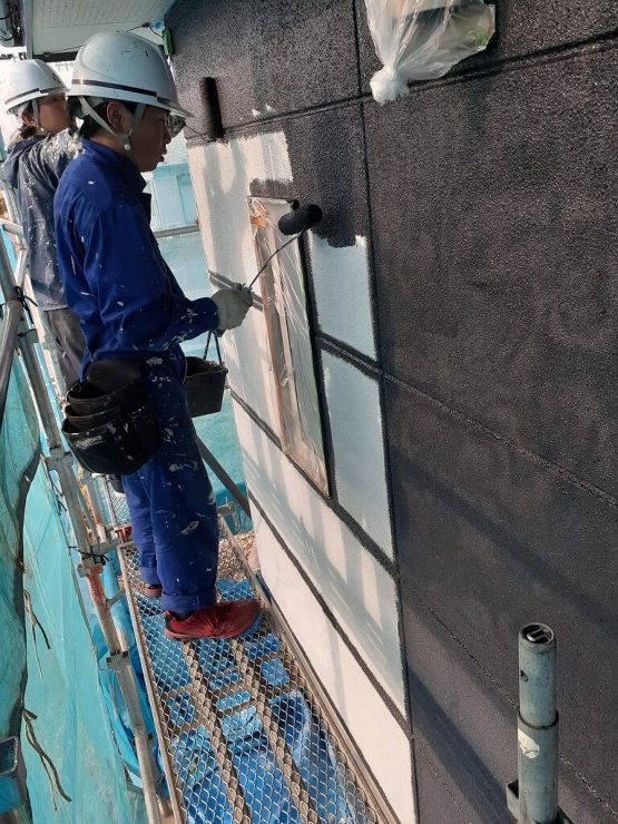 【一関市】やはり専門家。屋根塗装や外壁塗装だけでなく、太陽光パネルの設置や雪止めなど、多岐にわたる相談ができて安心でした。