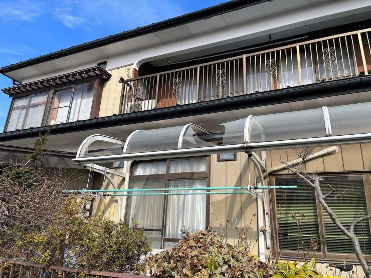 【奥州市】大雪で雨樋が壊れてしまいました。火災保険が使えることを教えていただき、申請することができたので修理費の自己負担を減らすことができました。